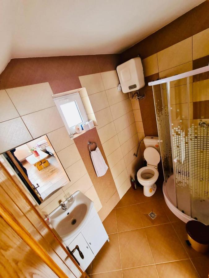 Cabana Vanatorilor Poiana Mărului 外观 照片
